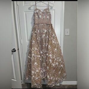 Elegant Floral Lace Gown